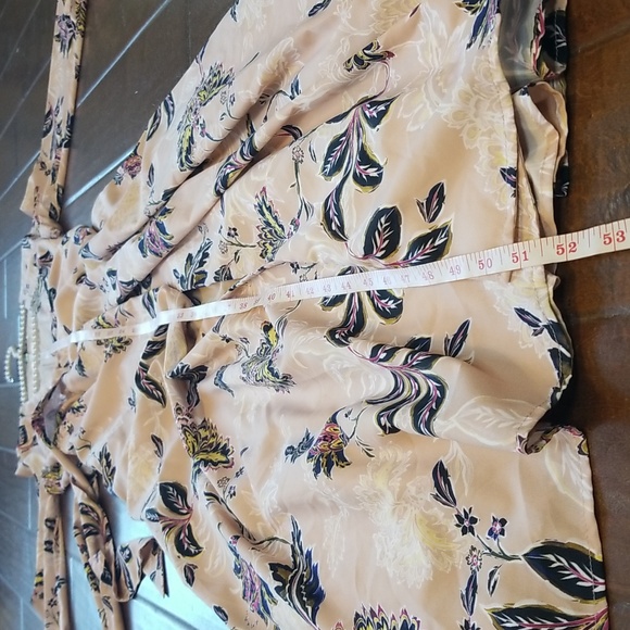 The Jetset Diaries Floral Long Sleeve Maxi Dress Tan Black Below Knee Size Small - Picture 11 of 14